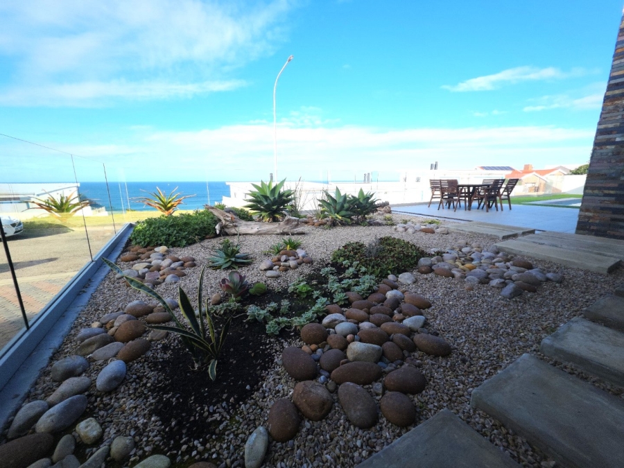 3 Bedroom Property for Sale in Dana Bay Western Cape